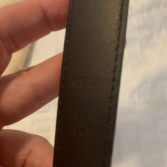 Authentic Louis Vuitton belt - Picture 5 of 5